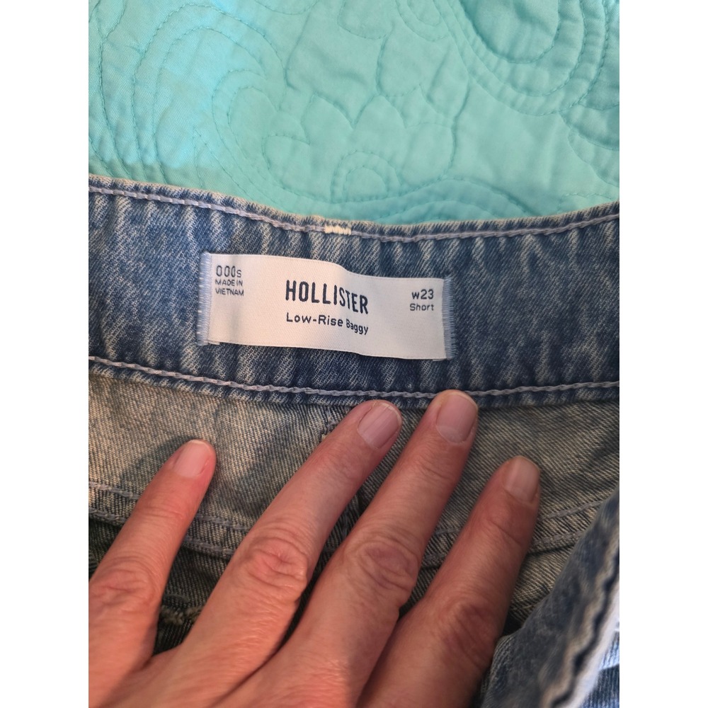 Hollister Low-Rise Baggy Jeans Light Wash Blue W23 Short 000s Wide Leg Denim - Picture 2 of 10